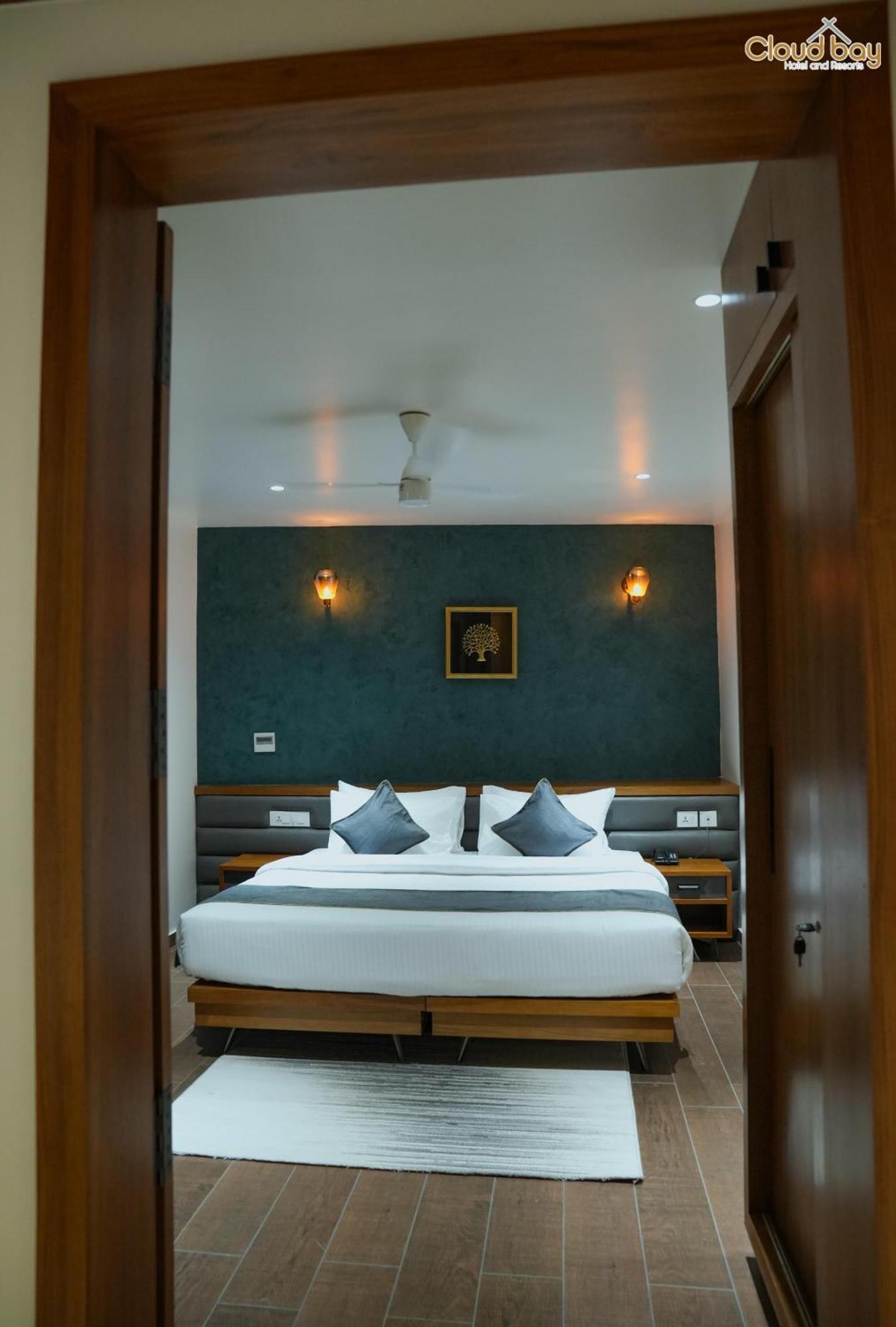 Hotel Cloud Bay Manjeri Esterno foto